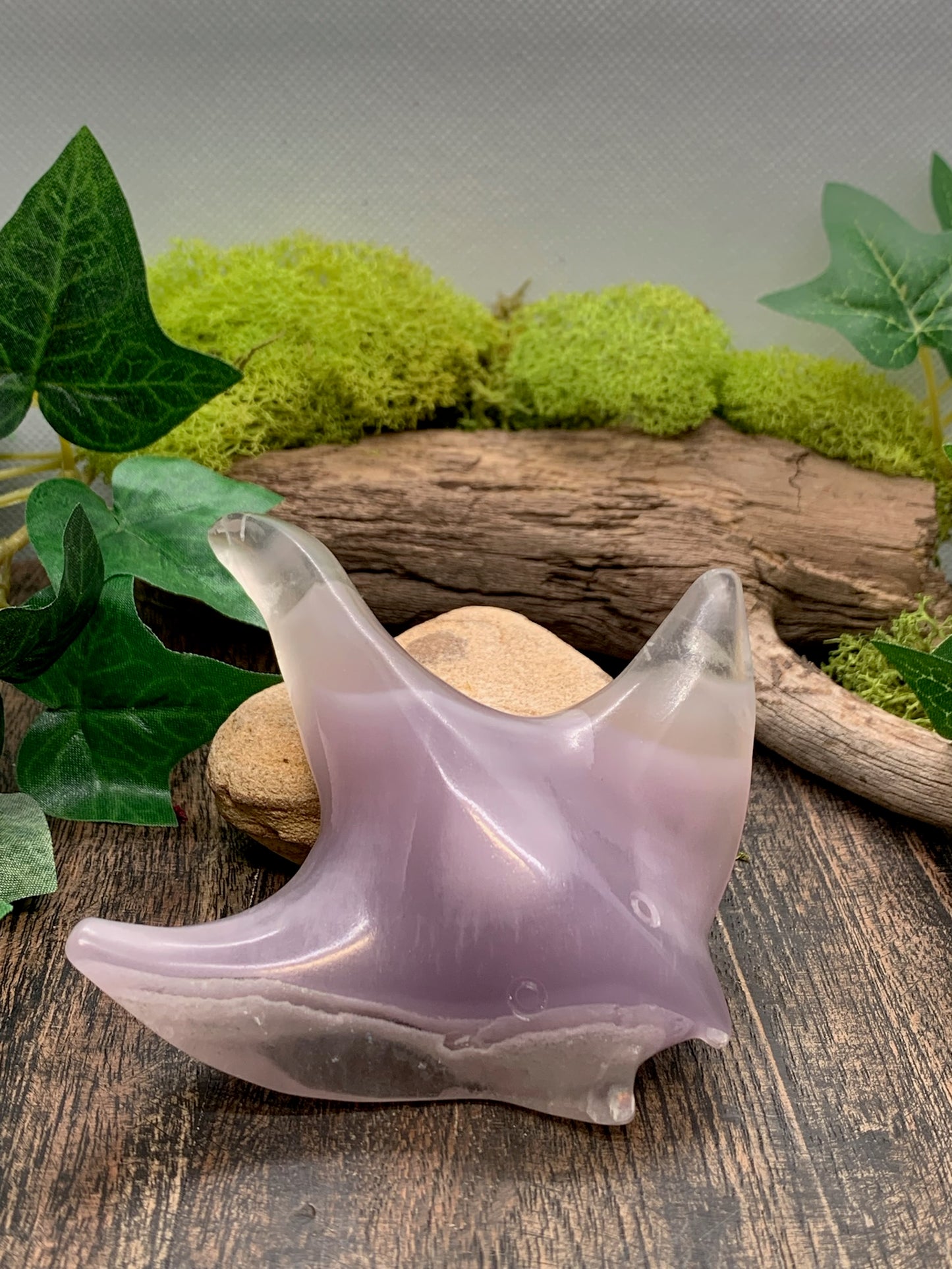 Amethyst Manta Ray Carving