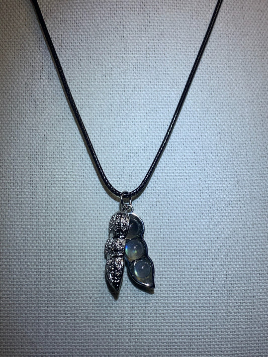 Labradorite Pea Pod Pendant Necklace