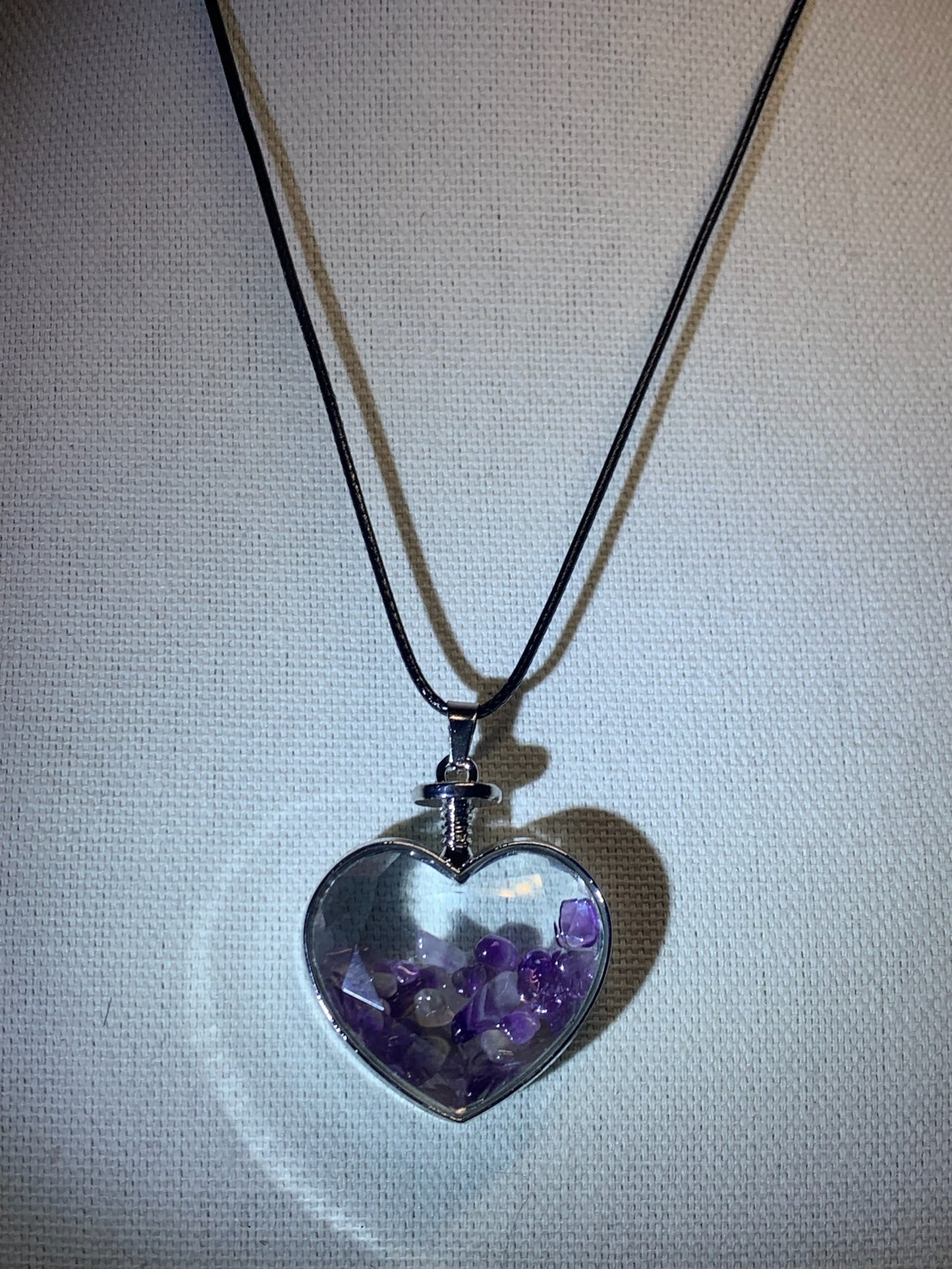 Crystal Pendant Necklace with Chips